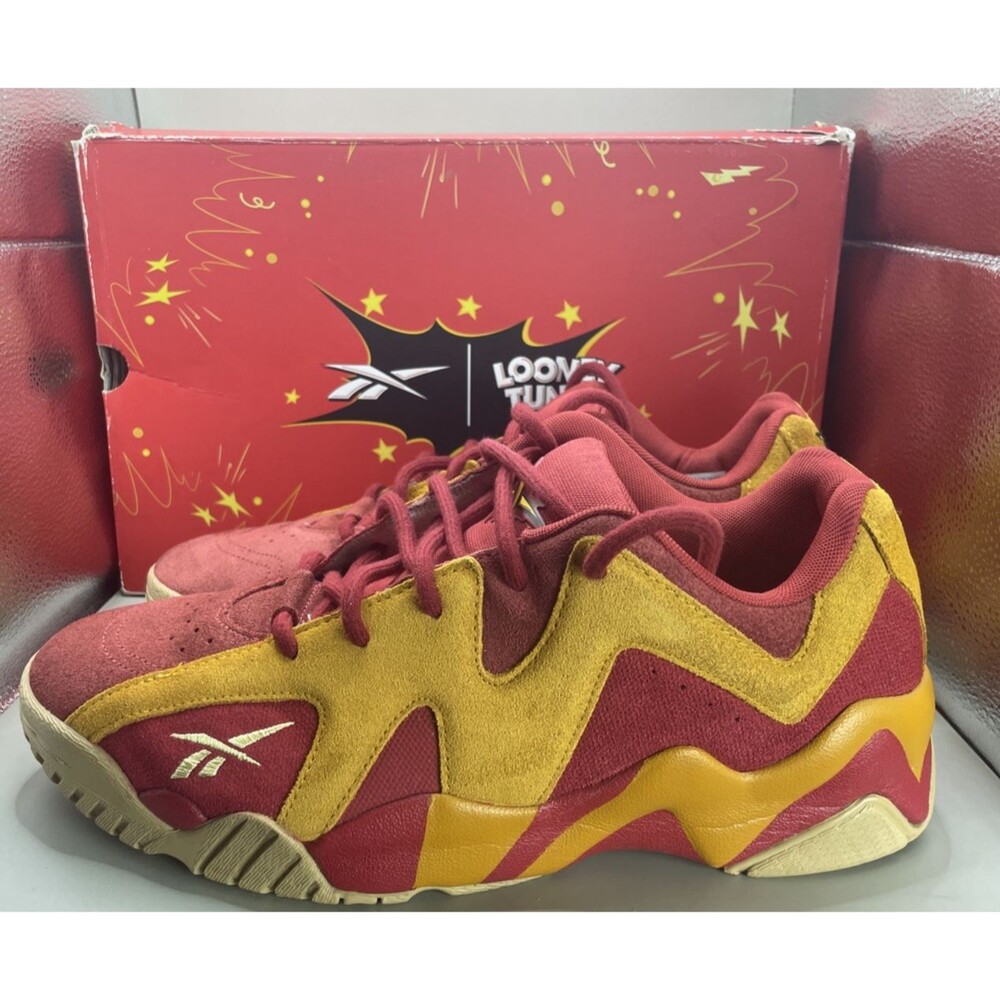 Reebok Kamikaze II Low Looney Tunes Wile E. Coyote Mens 12 Red In Box GW4299 EUC
